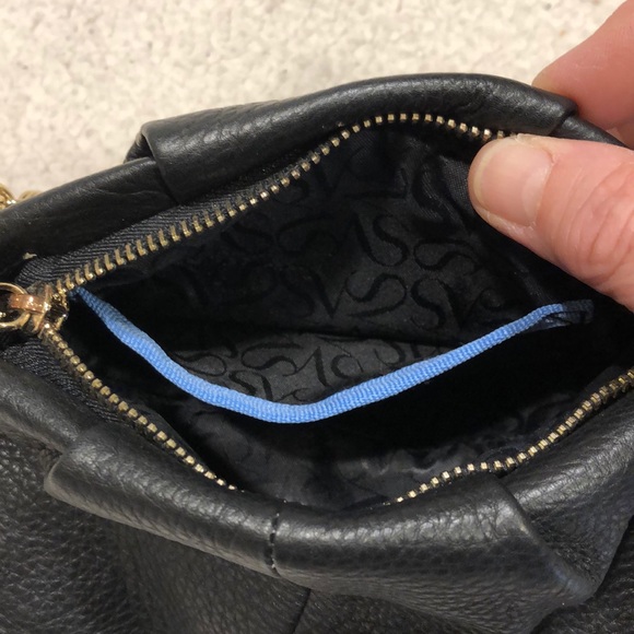 Simply Vera black leather bag w gold chain strap - Picture 6 of 9